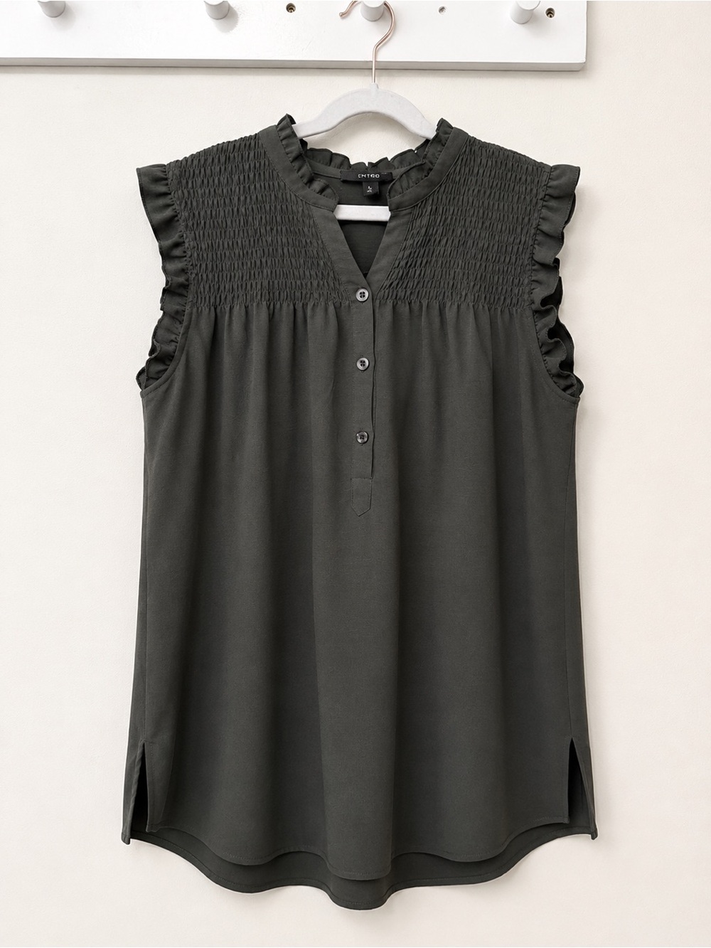 Adrianna Papell Olive Smocked Ruffle Sleeveless Top